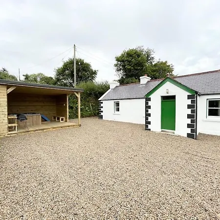 Holiday home John The Mills Spahot Tub Private