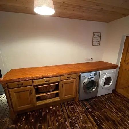 John The Mills Spahot Tub Private *