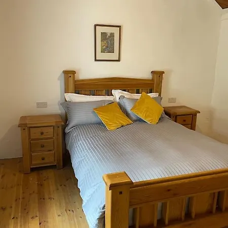 John The Mills Spahot Tub Private