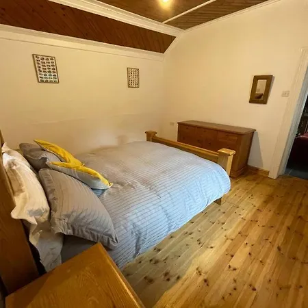 John The Mills Spahot Tub Private Holiday home Donegal Town
