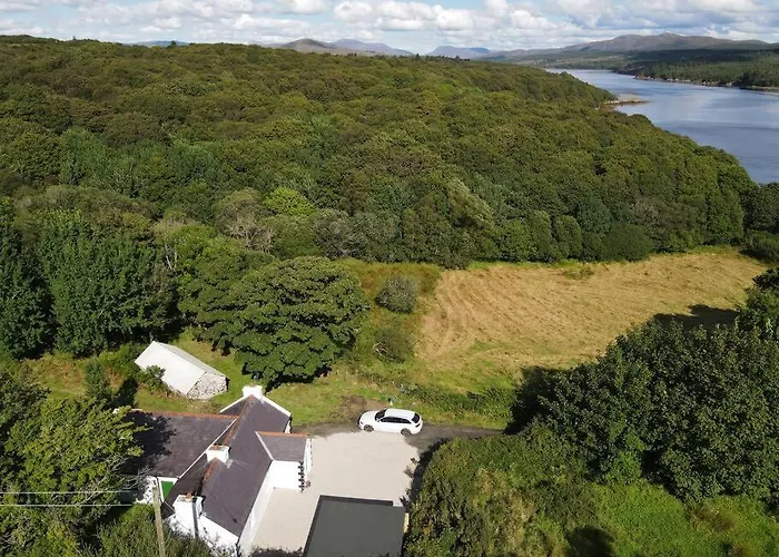 John The Mills Spahot Tub Private Donegal Town