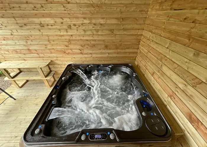 Vakantiehuis John The Mills Spahot Tub Private